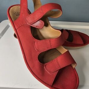 Clarks Women's Red Sandals.   #1116